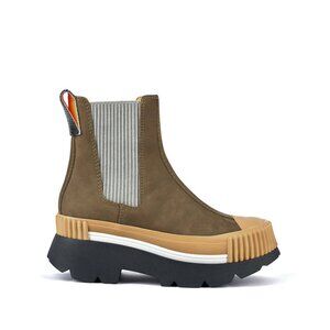 NEW 4CCCCEES Suede Esker Chelsea Boots Khaki for women 1368tn
